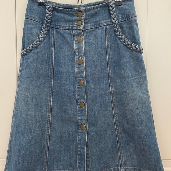 H&M Denim Skirt Women’s Size 4. - Picture 2 of 7